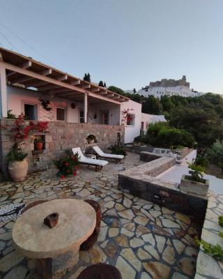 Patmos Chora traditional villa Genadio