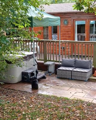 The Cabin with Hot Tub