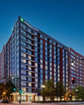 Holiday Inn Express - Washington DC Downtown, an IHG Hotel