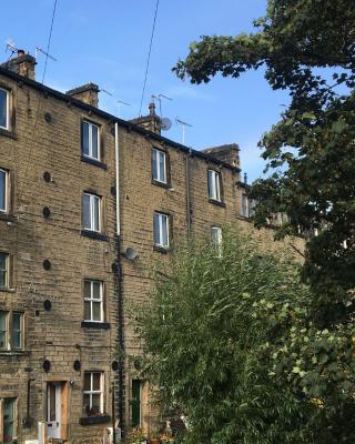 Up-Top Cottage