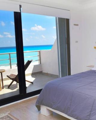 Ocean front Villa Marlin, best location in hotel zone #109