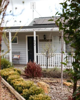 Hidden Gem ~ Luxury Cottage near Lake Daylesford