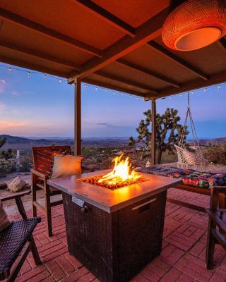 The Full Moon, Joshua Tree: Hot Tub, Sauna, Views