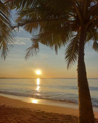 Frangipani Beach Villa