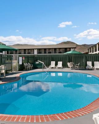 Travelodge by Wyndham Wenatchee