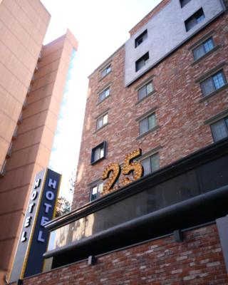 25 Hotel