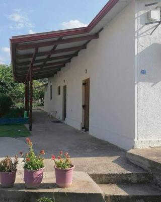 Angela's place - Stomio residence near the sea