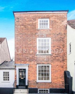 Beautiful Georgian townhouse in central Colchester