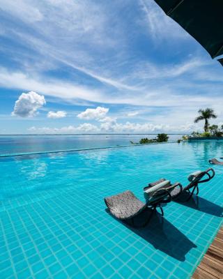 The Reef Island Resort Mactan, Cebu