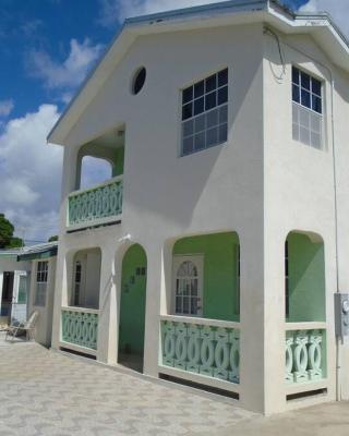 Simply Beautiful Two Storey home/apt awaits you