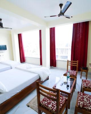 Rishika Guest House And Banquet