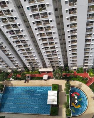 Classy! 2BR Apartment - Modern Comfort in West Jakarta CBD