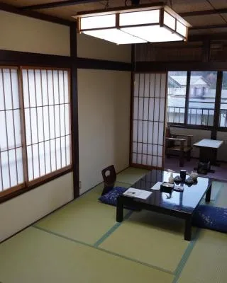お宿　栄太郎