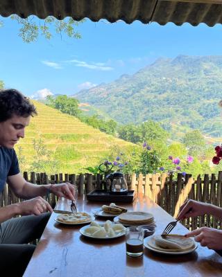 SaPa Big Tree Hmong Homestay