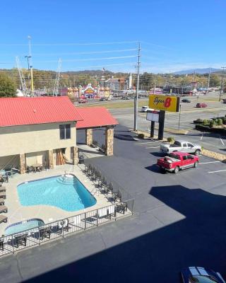 Super 8 by Wyndham Pigeon Forge Downtown