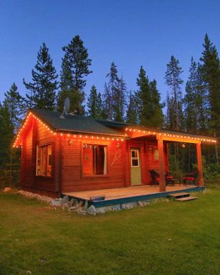 Mica Mountain Lodge & Log Cabins