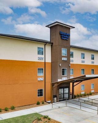 Days Inn & Suites by Wyndham Horn Lake - Memphis Graceland