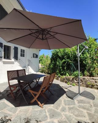 La Petite Maison Neuvecelle - Maison de village