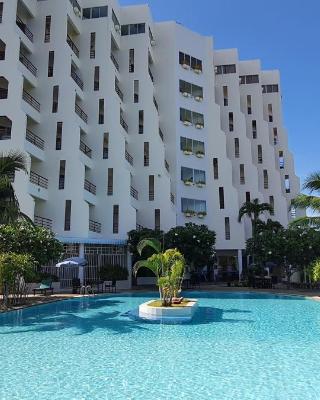 Sea sand sun Condominiums