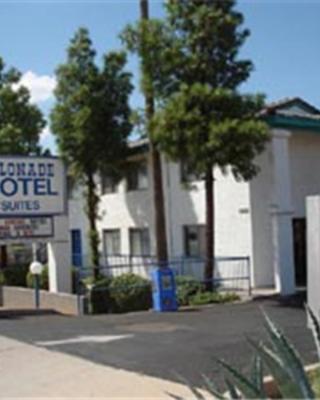 Colonade Motel Suites