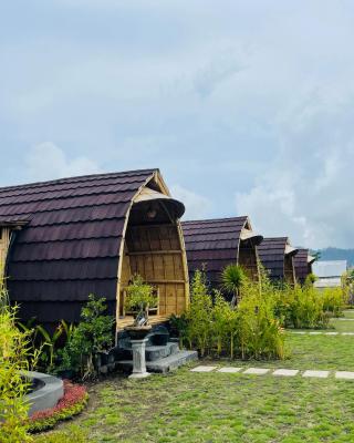 Tegal Bamboo cottages & private hot spring