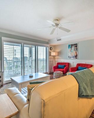 Bright Carolina Beach Condo - Walk to Shore!