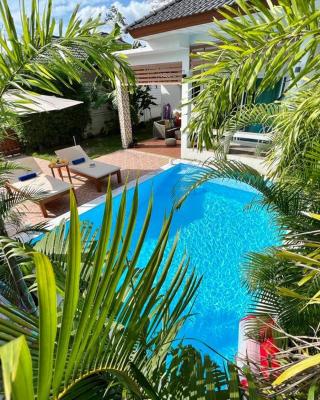 Holiday house near Lamai with swimming pool. 2 bedrooms