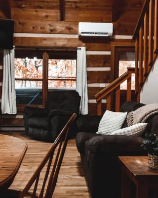 Mountain Laurel Cabin at 36 North - Fireplace