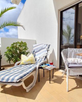 Sunny Apart W Balcony in Algarve by LovelyStay