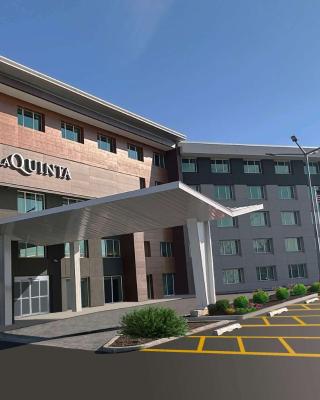 La Quinta by Wyndham Chicago O'Hare Airport