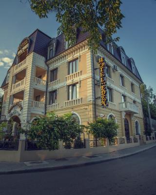 Hotel Eden