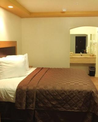Maverick Inn