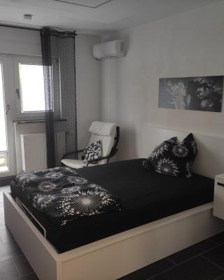 Black & White Apartment