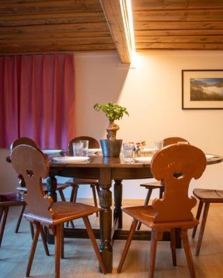 Uncle Eric's Chalet