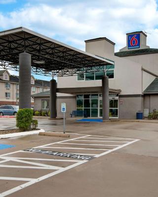 Motel 6-Pharr, TX