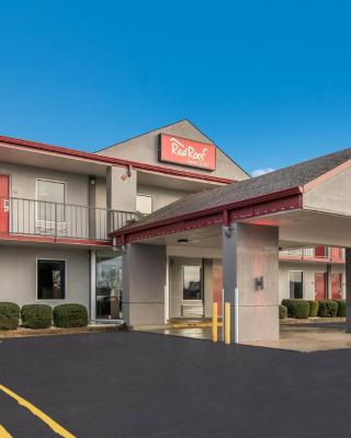 Red Roof Inn & Suites Jackson, TN