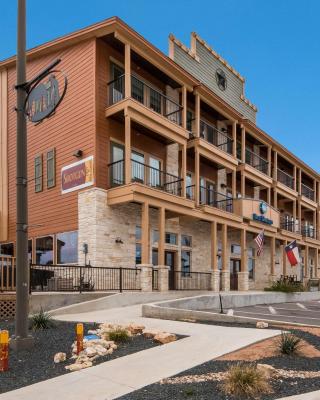 Best Western Bandera Suites & Saloon