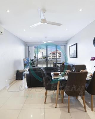 ZEN CENTRAL Ambient 3BR Apt in the Heart of Darwin