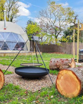 Luxury Dome with Private Wood-Fired Hot Tub