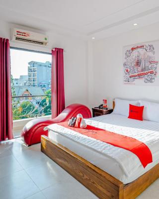 The Sun Hotel