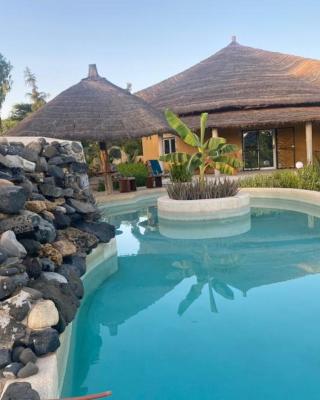 Villa avec piscine à Ndangane