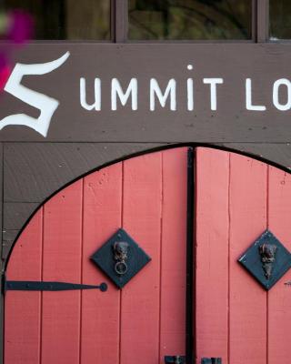 Summit Lodge