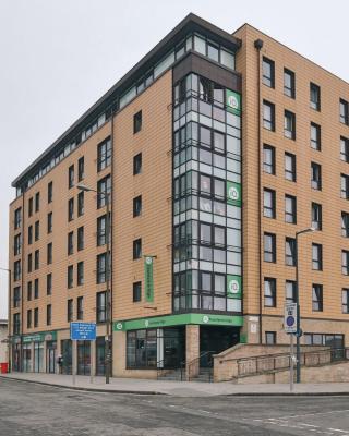 Studios and Ensuite Bedrooms with Shared Kitchen at Fountainbridge in Edinburgh