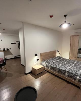 ski retreat apt. with balcony