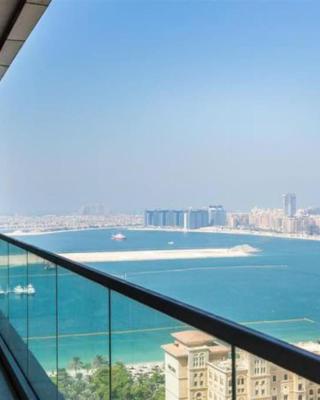 1 Bed Apartment with Sea View, Pool, Gym & Free Parking in Dubai Marina