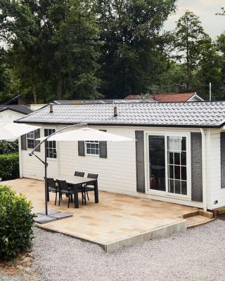 4 persons chalet Valkenbosch situated in the forested area