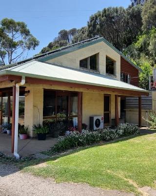 Eastern Reef Cottages