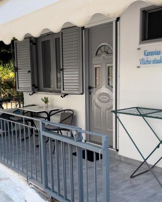 Karavias Vlicho studio