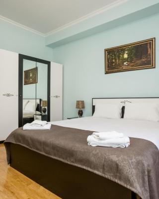 Rustaveli Three Bedroom Apartment with Amazing views