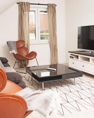 Modernes 80 qm Apartment mit Balkon und Innenstadtnah